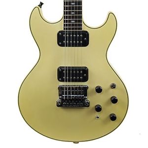 VINTAGE 1986 FENDER FLAME ELITE WHITE FINISH MADE IN JAPAN