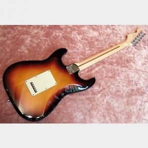 Fender USA American Deluxe Stratocaster 2009 guitar FROM JAPAN/512