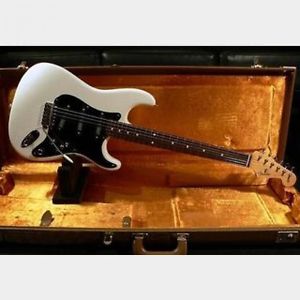 Fender USA Stratocaster / Jeff Beck Perfect Mod. guitar FROM JAPAN/512