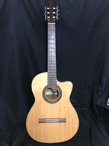 TEODORO ORDOÑEZ BRIONES LUTHIER GUITAR