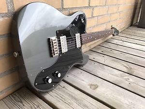 Haar T- Deluxe Guitar