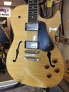 BP Rose Alexis Rose NAT Electric Guitar Semi-Hollow Body w Flight Case and Strap