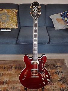 Epiphone Sheraton II - Pro guitar - wine red with case