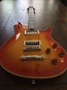 EVH Wolfgang Custom Deluxe Cherry Sunburst
