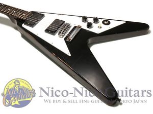 Gibson Custom Shop 2012 Kirk Hammett Flying V Signed Aged Electric Guitar