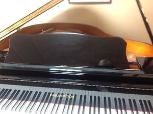 Cable Nelson (Yamaha) grand piano