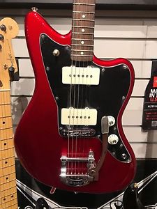 Fender Limited Edition American Special Jazzmaster w/ Bigsby - Candy Apple Red