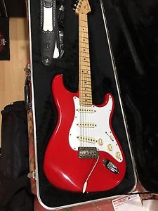 Fender Mark Knopfler Stratocaster Hot Rod Red