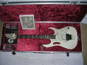 Ibanez EVO original 1 of 100 Steve Vai Signature Ibanez EVO RARE Collector!