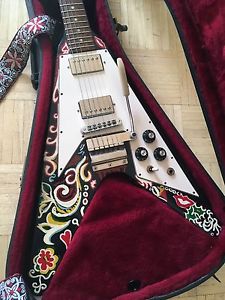 Gibson Flying V ’67 Reissue Jimi Hendrix Psychedelic Replica Guitar 1967
