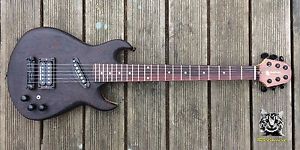 Reloved Guitars' full scale 'Oakcaster' travel guitar fits carry-on luggage