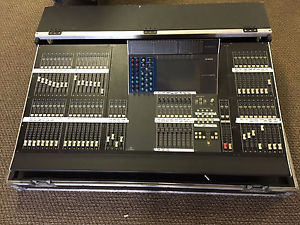 YAMAHA M7CL 48 CH WITH ROAD CASE