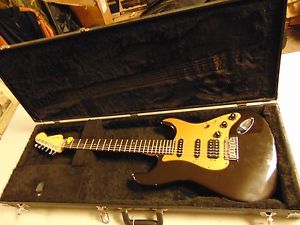 Guitar Electric Fender Stratocaster Made in the USA !!! LOOK !!!