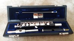 Gemeinhardt Piccolo with Wood and Silver Heads