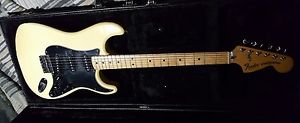 1978 Fender Stratocaster Hardtail white