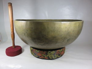 Spezial Fuß-Klangschale Lotus ca. 51cm ca. 10.500gr. Sammlerschale