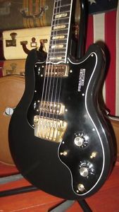 Vintage Circa 1979 Ovation Preacher Deluxe Electric Guitar & Original Case CLEAN