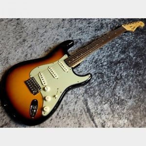 NEW Fender USA American Vintage '59 Stratocaster 3 Color Sunburst/Rosewood/512
