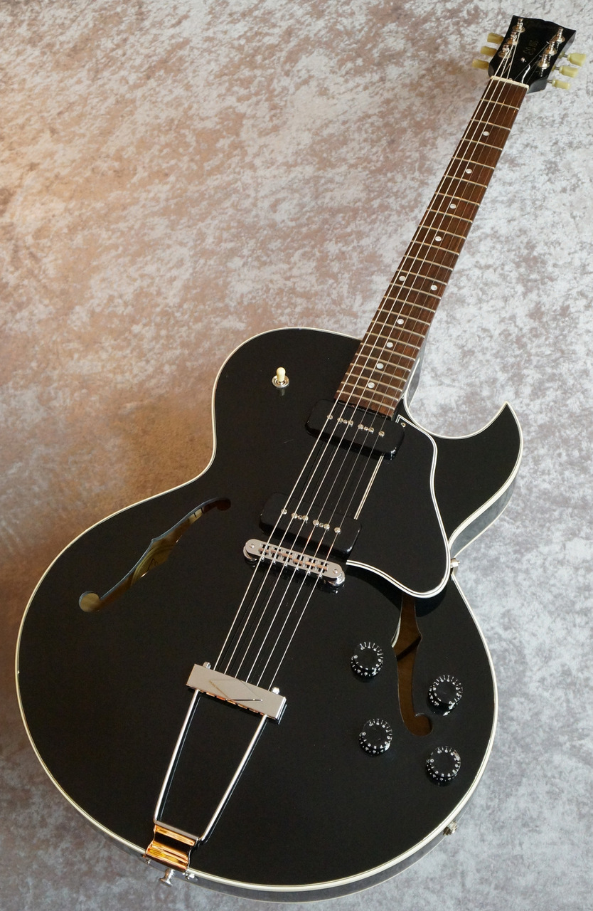 Gibson ES-135 Ebony 1998 Production Complete Model Semi Acoustic Type E-Guitar