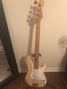 1983 FENDER USA Precision BASS Guitar Electric P-BASS