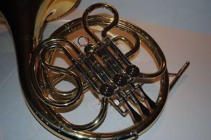 YAMAHA French Horn YR 314 ll Newly Serviced  Includes Case & Mouthpiece