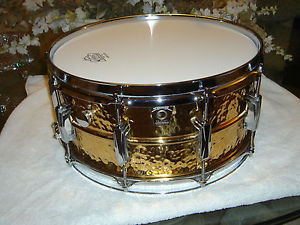 VINTAGE LUDWIG HAND HAMMERED BRONZE 6 1/2 IN EXCELLENT CONDITION....DARK N,CRISP