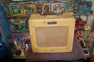 1951 Fender Tweed Deluxe Tube Guitar Amp Amplifier TV Front