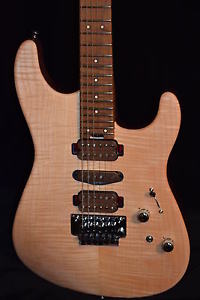 Charvel USA Guthrie Govan Signature HSH - Natural