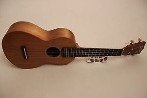 UKULELE Martin Mod. C1K KOA UKE + original Housse : Salle d'exposition UKULELE