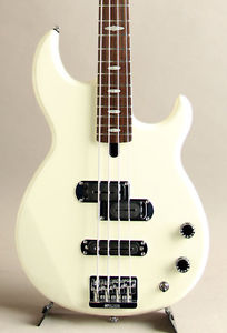YAMAHA BB1024 Vintage White VW Electric Bass with Soft Case from Japan Near-Mint