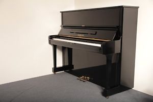YAMAHA U1A schwarz Klavier gebraucht