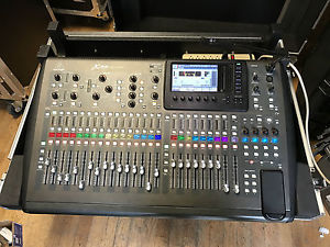Behringer X32 with Gator Road Case