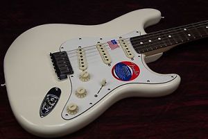 Fender Artist Series Jeff Beck Stratocaster Electric Guitar  Olympic White