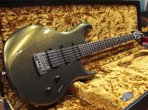 Free Shipping Used MUSICMAN LUKE 3 HSS OLIVE GOLD Rosewood Neck 2012 Guitar