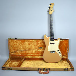 1961 Fender Vintage Musicmaster American Electric Guitar Desert Sand w/OHSC