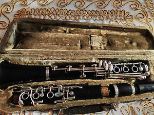 B CLARINET BOEHM SYSTEM UEBEL