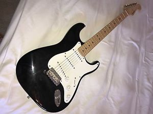 RH Fender Artist Signature Eric Clapton Signature Electric Guitar "Blackie"