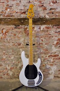 Vendo: Music Man StingRay White (1978, pre-Ernie Ball)