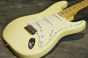 Fender American Vintage 70s Stratocaster Olympic White Electric Guitar