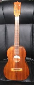 BARITONE UKULELE KAMAKA KOA WOOD