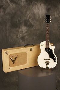 RARE 1960 Airline model 7214 amp-in-case guitar combo WHITE!!!