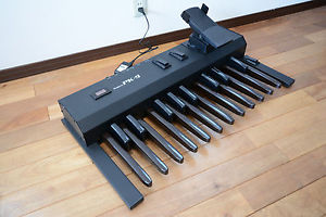 Roland PK-9 20-Key Dynamic Pedalboard w/ power supply