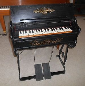 18th century E.P. Carpender Companion portable reed organ