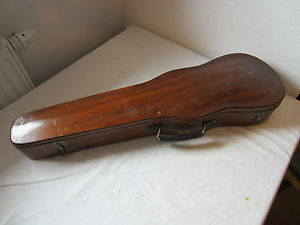 eine sehr alte Geige 4/4  mit koffer von J.Altrichter     Nr2076