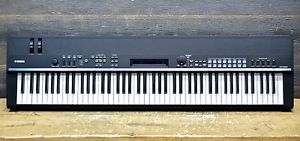 2014 Yamaha CP4 Stage 88-Key Natural Wood Graded Hammer Digital Piano #UAUL01021