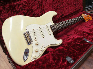 Fender Custom Shop Master Built 1972 Stratocaster Heavy Relic Olympic White 2015