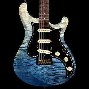 DEMO KNAGGS TIER 1 SEVERN ELECTRIC GUITAR BOUTIQUE STRAT PUPS BLUE WICKEDBURST