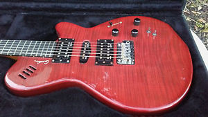 Godin XTSA red leaf top synth access 3-voice solid body w/ Hard Case