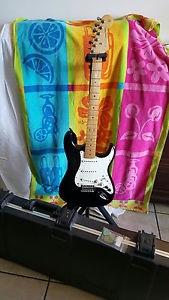 Fender Stratocaster Electric Guitar G-5 powered by Roland's COSM technology