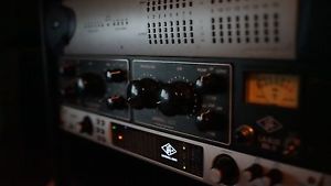 Universal Audio Apollo Thunderbolt QUAD (Silverface) + UA  Satelite OCTO